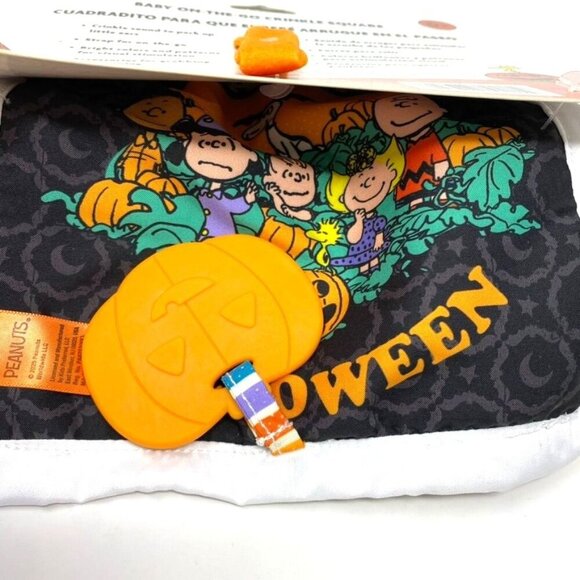 Peanuts Halloween Deluxe Crinkle Square with Teether On The Go Great Pumpkin - Picture 6 of 10